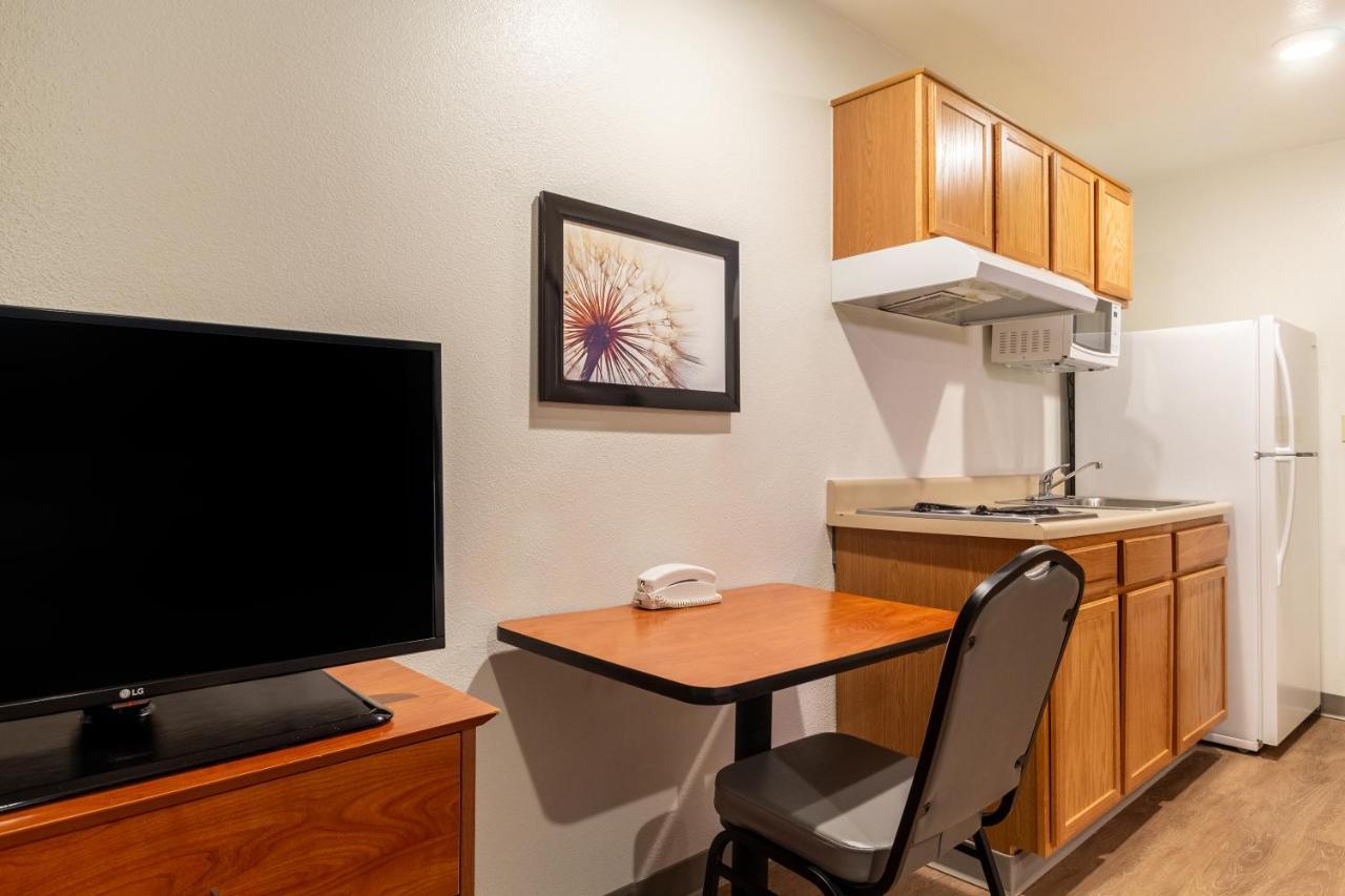 Woodspring Suites Houston Westchase Exterior photo