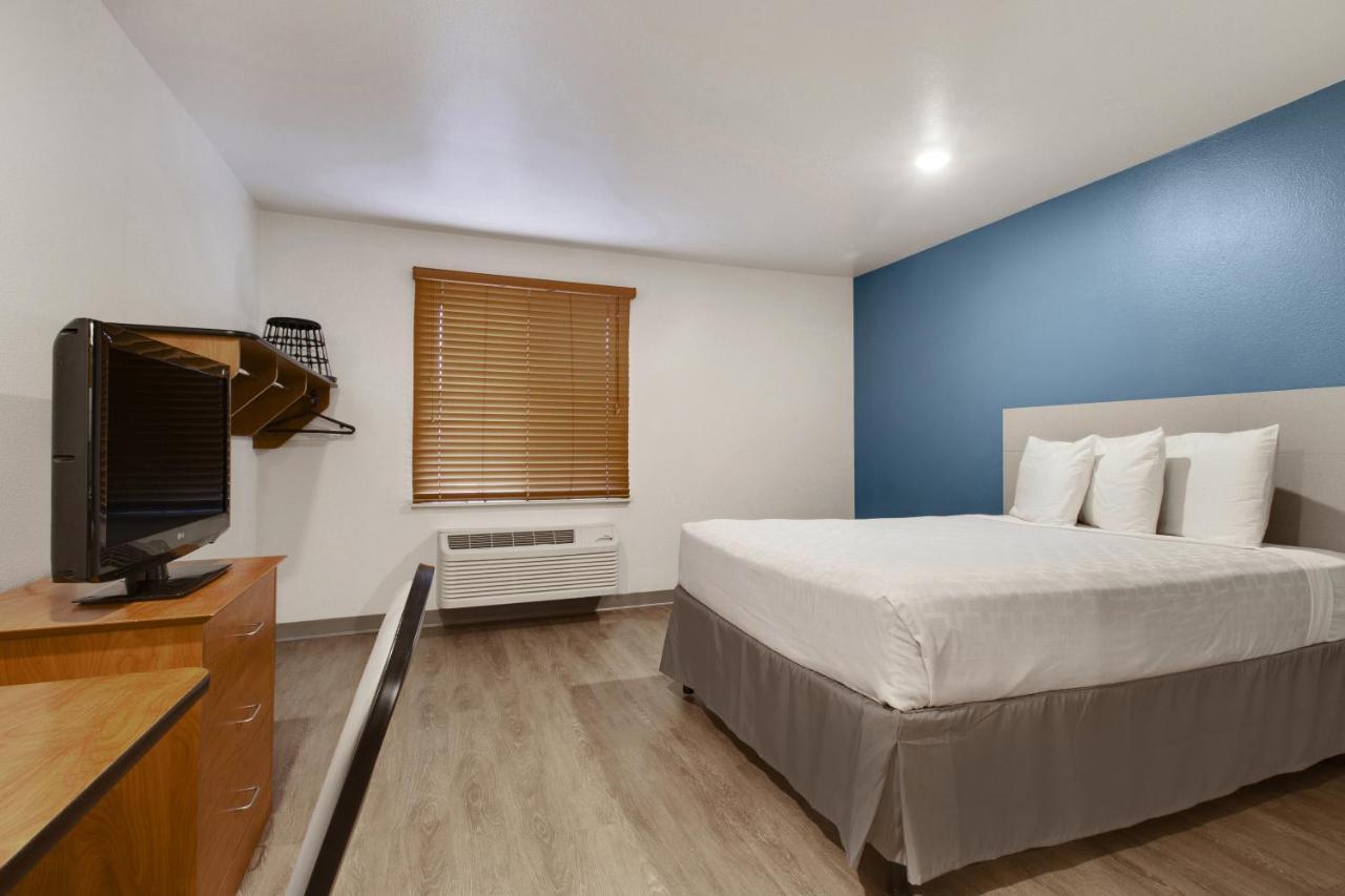 Woodspring Suites Houston Westchase Exterior photo