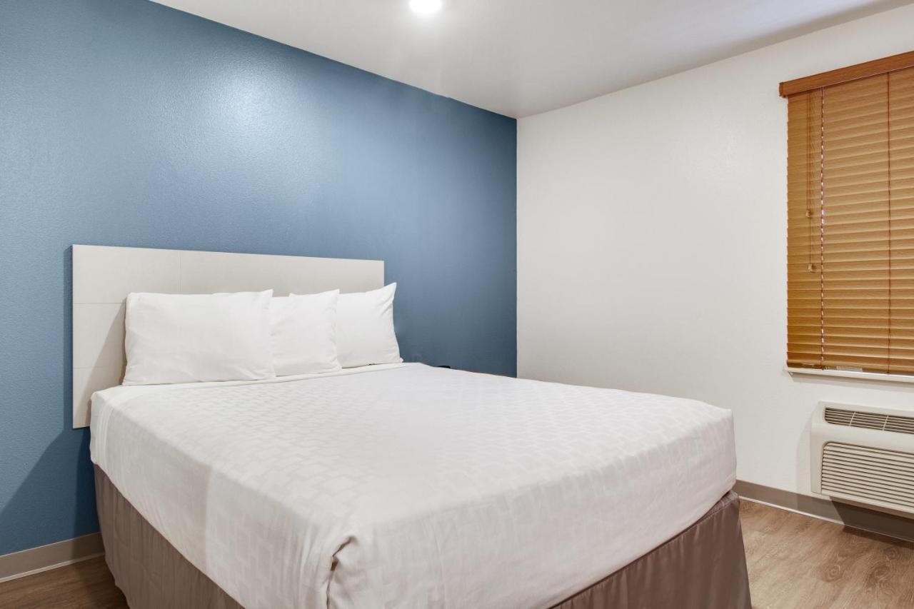 Woodspring Suites Houston Westchase Exterior photo