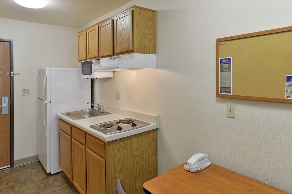 Woodspring Suites Houston Westchase Room photo