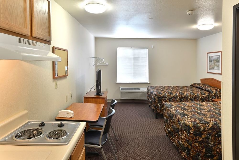 Woodspring Suites Houston Westchase Room photo